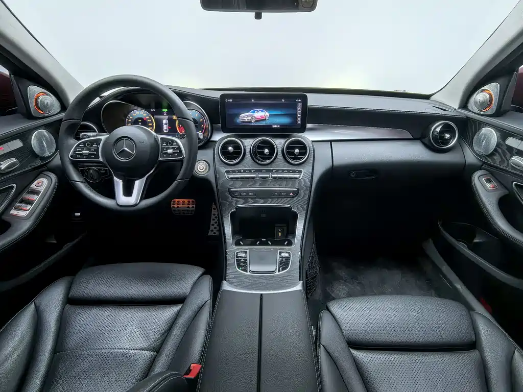 Mercedes-Benz C-Class 2019 — фото 11