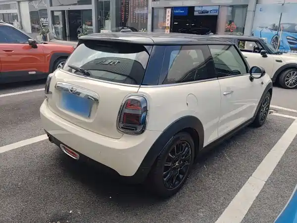 MINI 2016