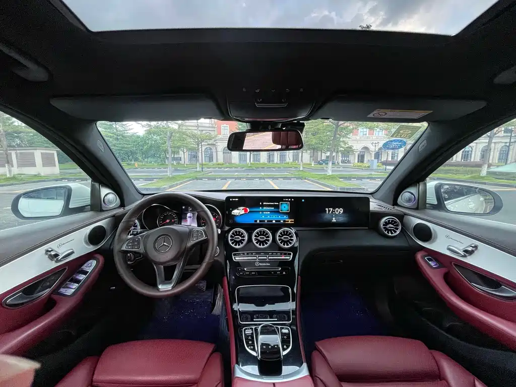 Mercedes-Benz GLC 2019 — фото 17