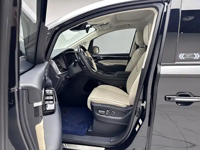 GAC Trumpchi M8 2021 — фото 12