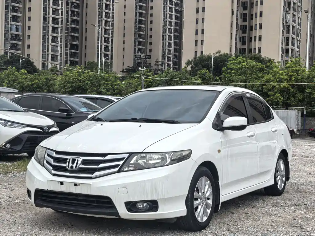 Honda City Classic 2015 — фото 1