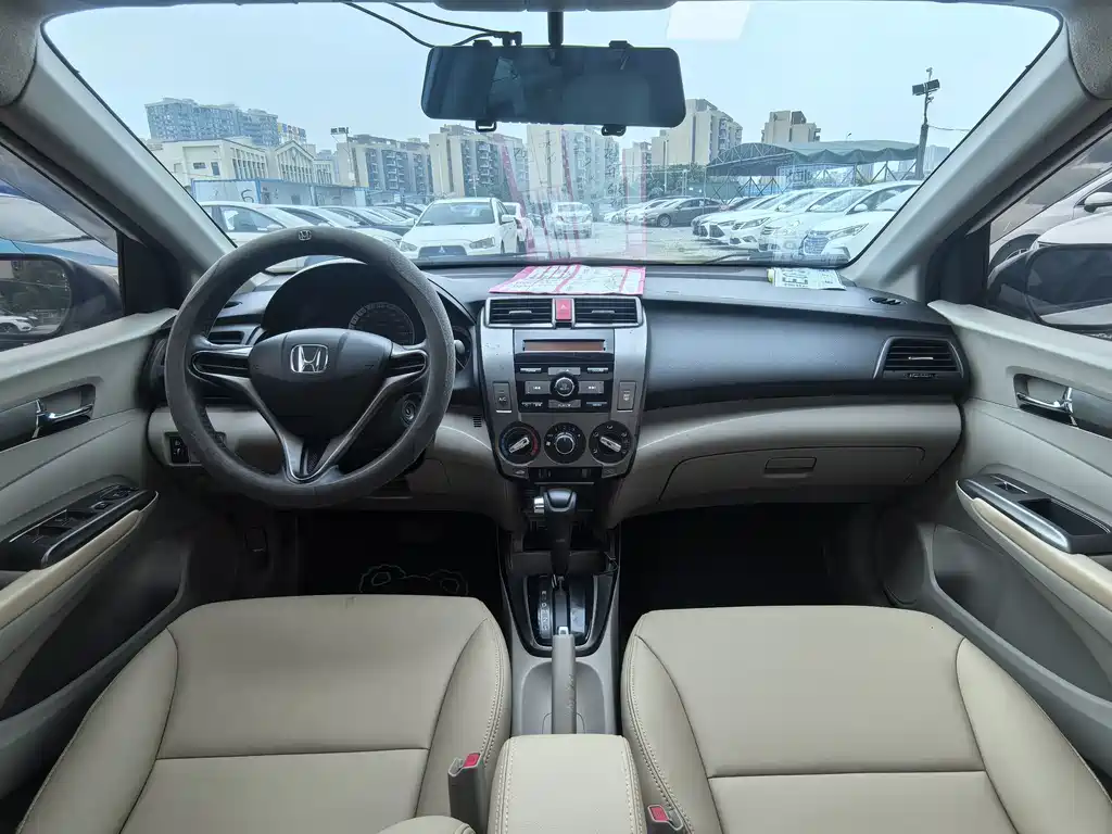 Honda City Classic 2015 — фото 14