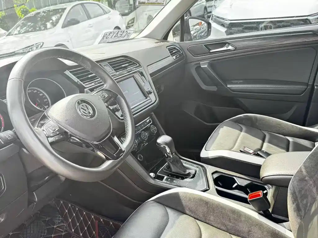 Volkswagen Tiguan L 2017