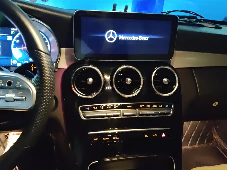 Mercedes-Benz C-Class 2020 — фото 13