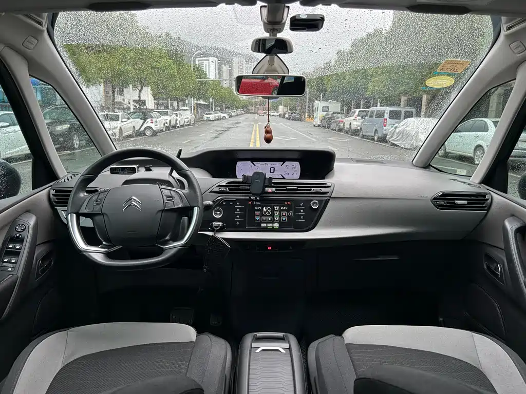 Citroën C4 PICASSO 2017 — фото 17