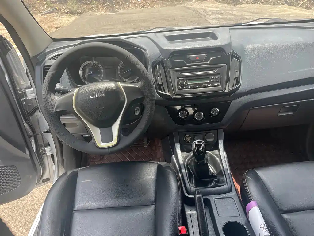 Isuzu RE-MAX 2020 — фото 11