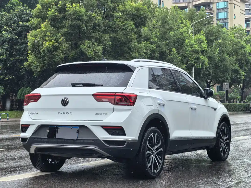 Volkswagen T-Roc 2022 — фото 13