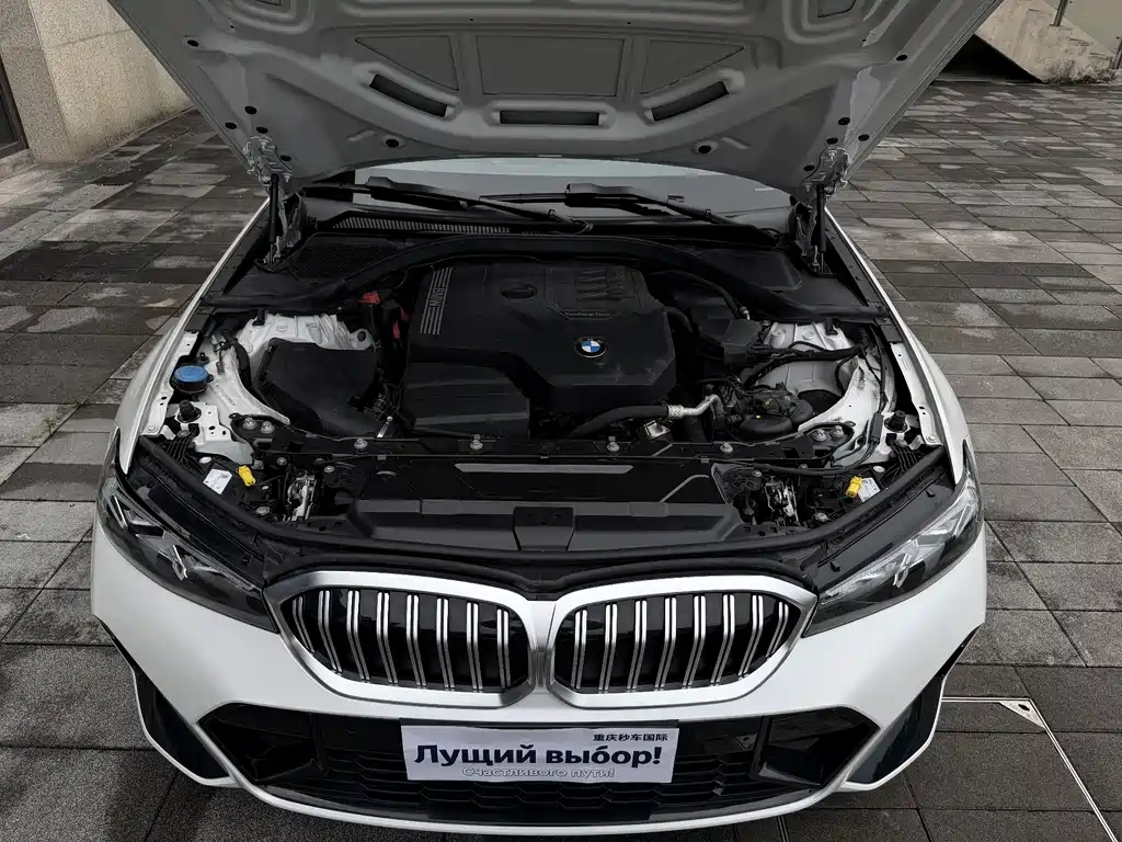 BMW 3 Series 2023 — фото 19