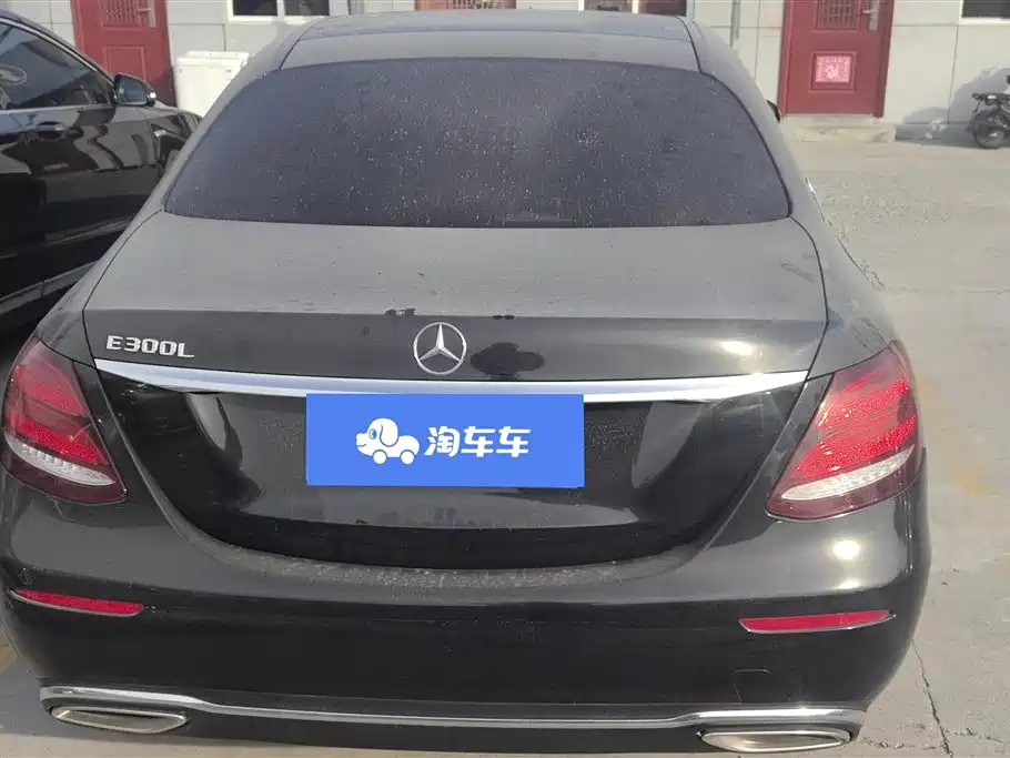 Mercedes-Benz E-Class 2018