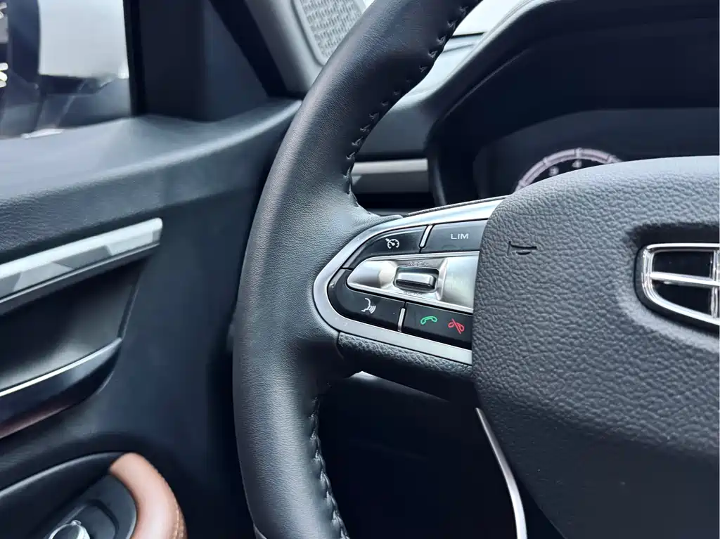 Geely Vision X6 2021