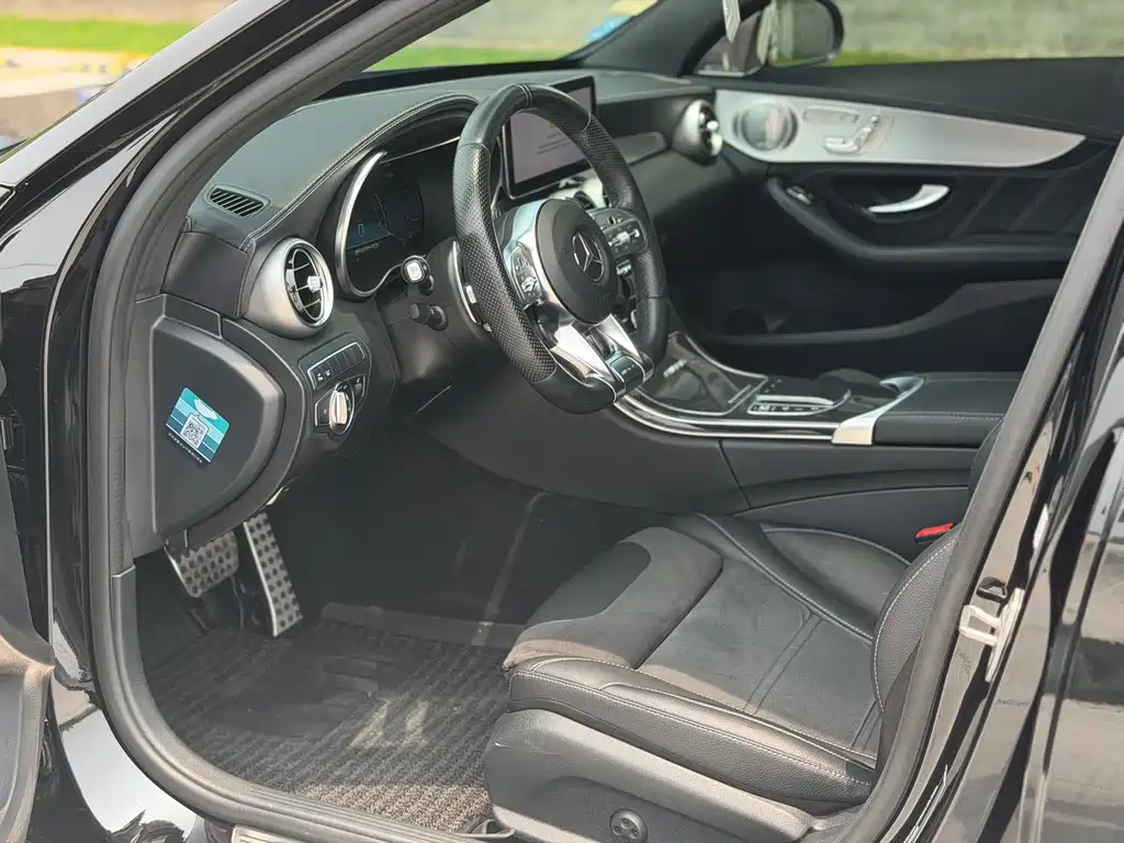 Mercedes-Benz C-Class AMG 2022 — фото 8