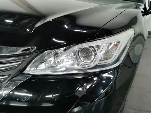 Toyota Crown 2017