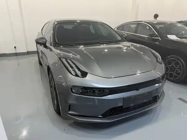 Zeekr 001 2022