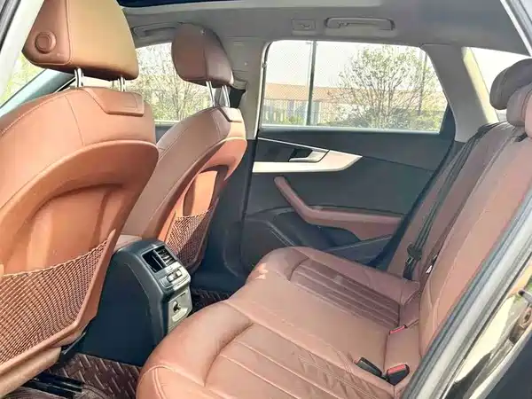 Audi A4 2021