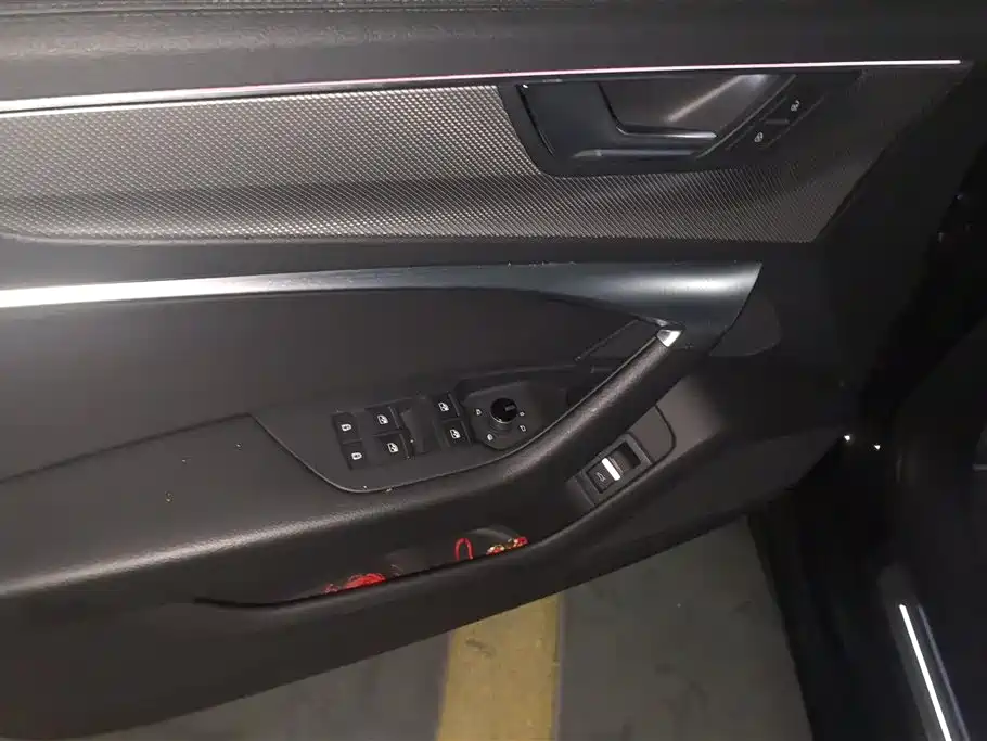 Audi A6L 2021