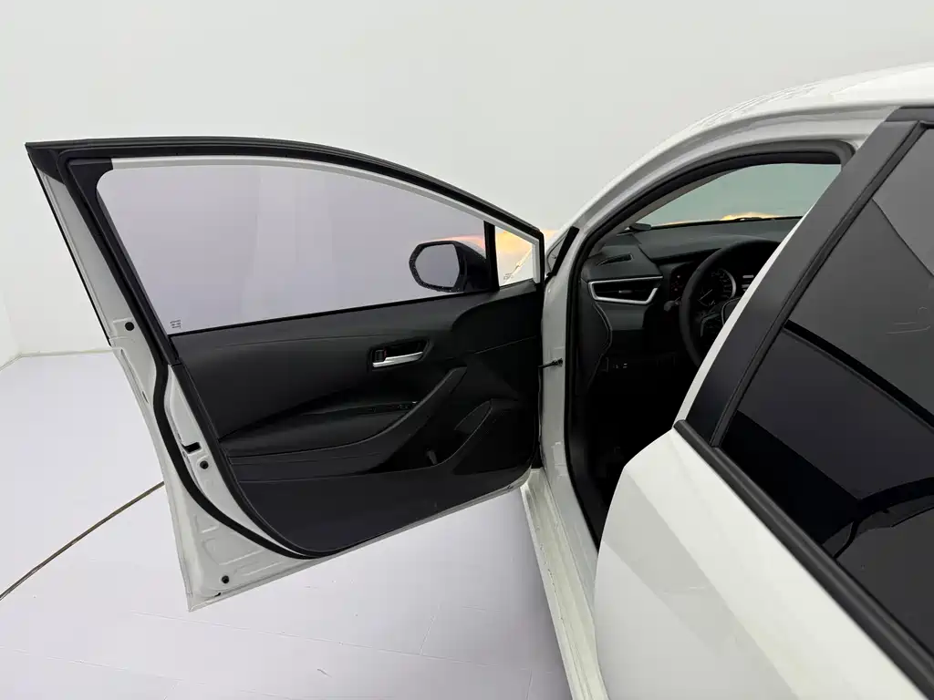 Toyota Corolla 2022 — фото 20