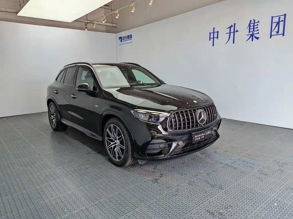 Mercedes-Benz GLC AMG 2026 — фото 3