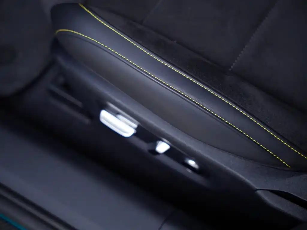 Xiaomi SU7 Ultra 2025 — фото 35