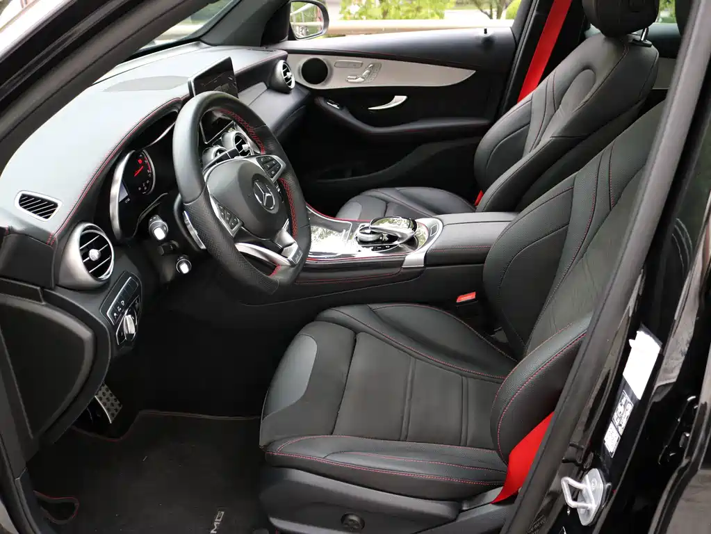Mercedes-Benz GLC AMG 2019 — фото 7