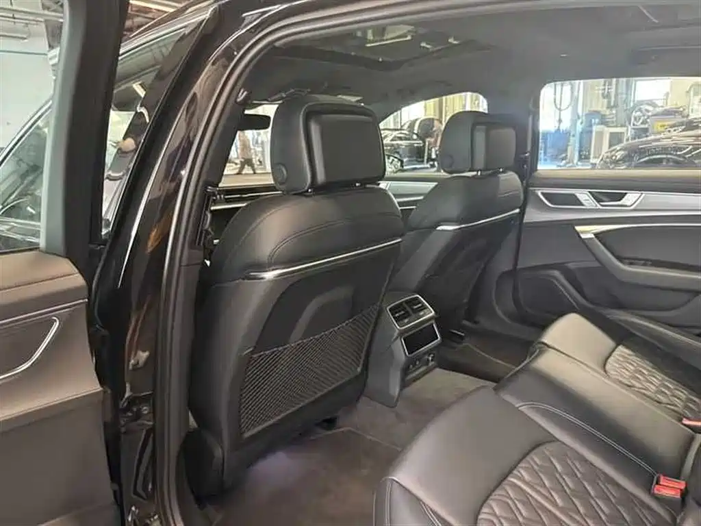 Audi A6L 2025