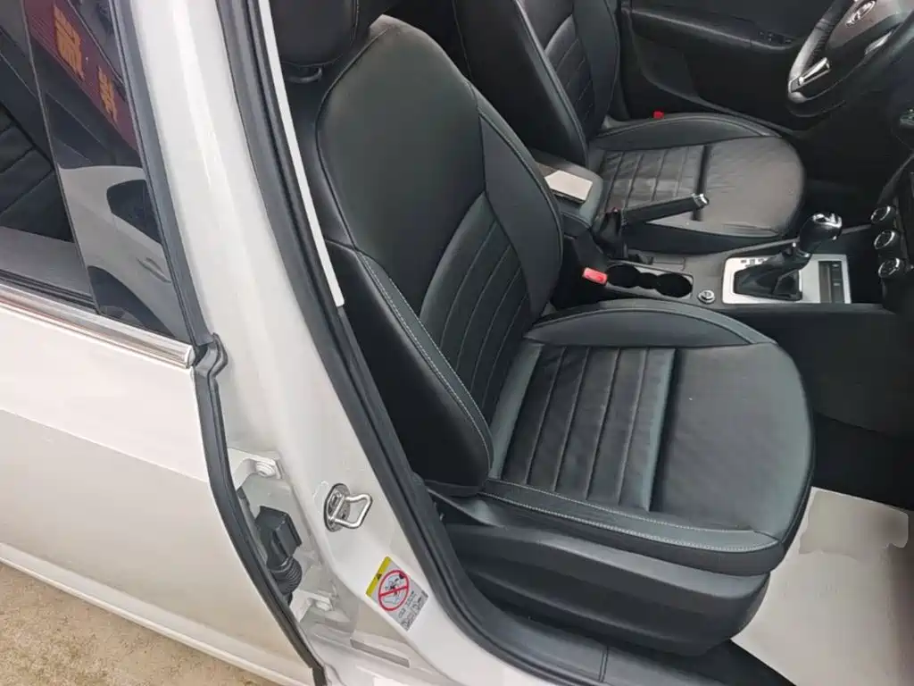 Skoda Octavia 2017 — фото 25