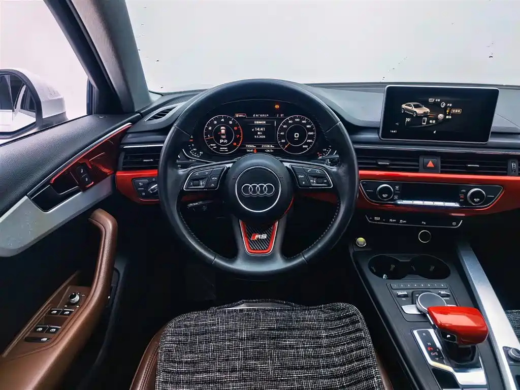 Audi A4L 2018 — фото 12