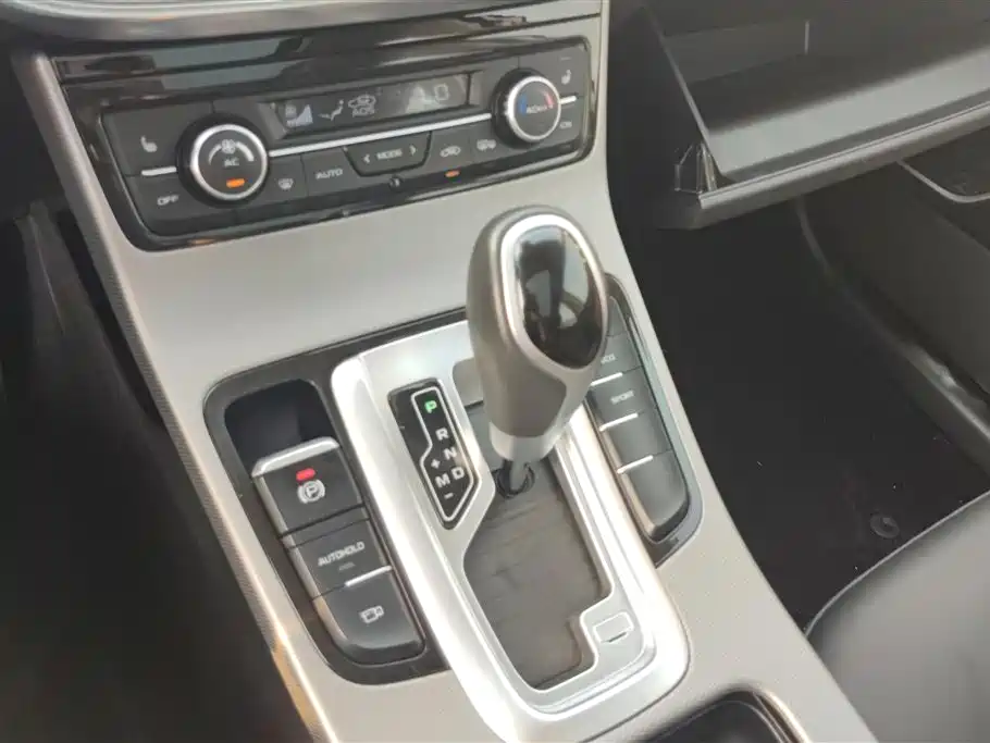 Geely Emgrand GS 2019 — фото 16