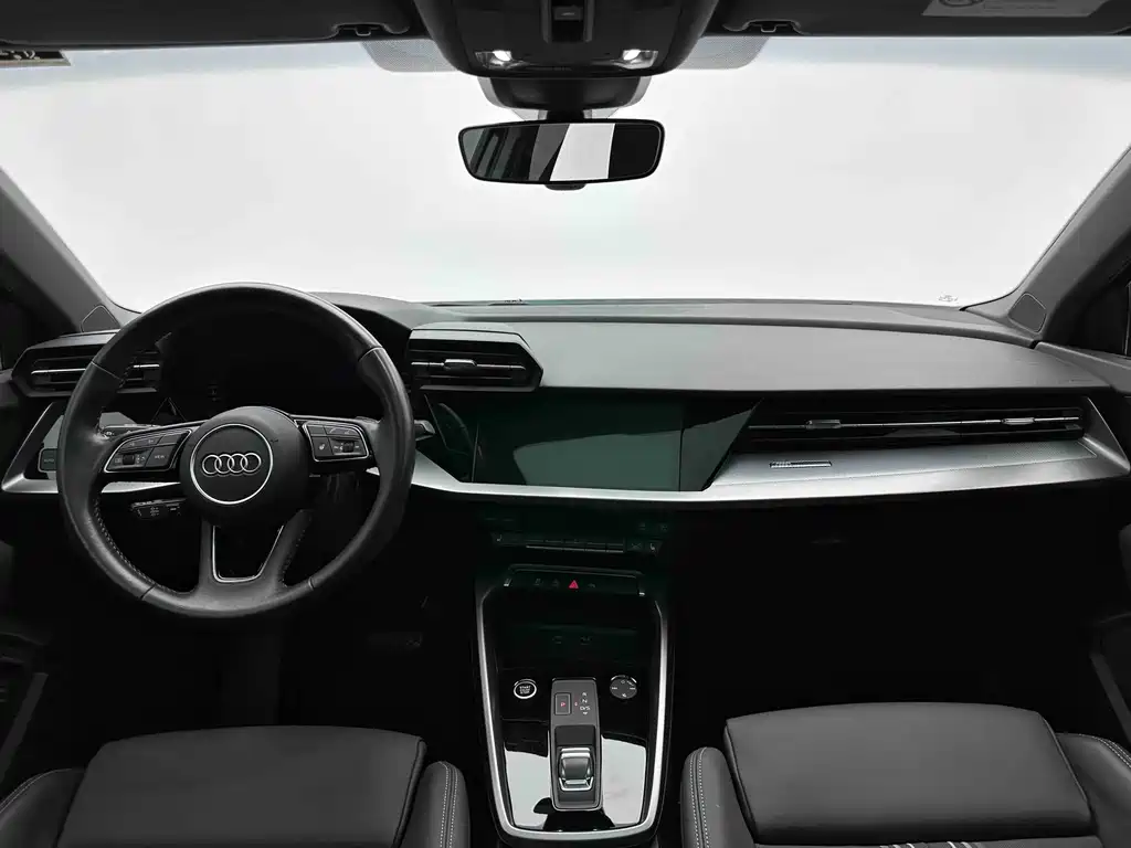 Audi A3 2021 — фото 15