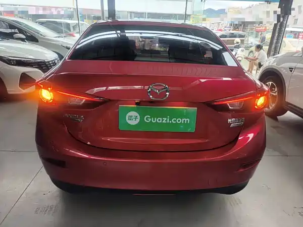 Mazda 3 Axela 2018