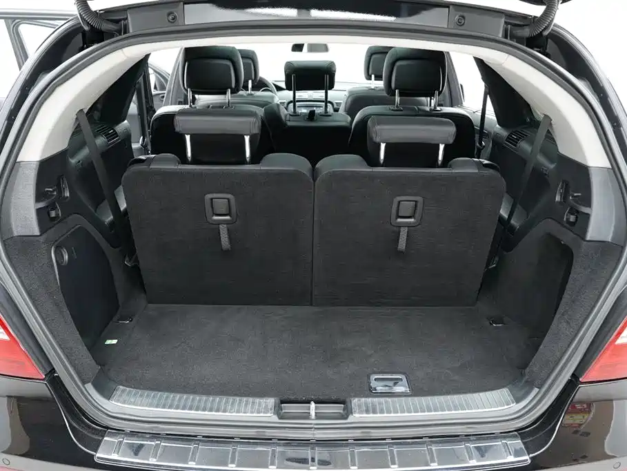 Mercedes-Benz R-Class 2017 — фото 26
