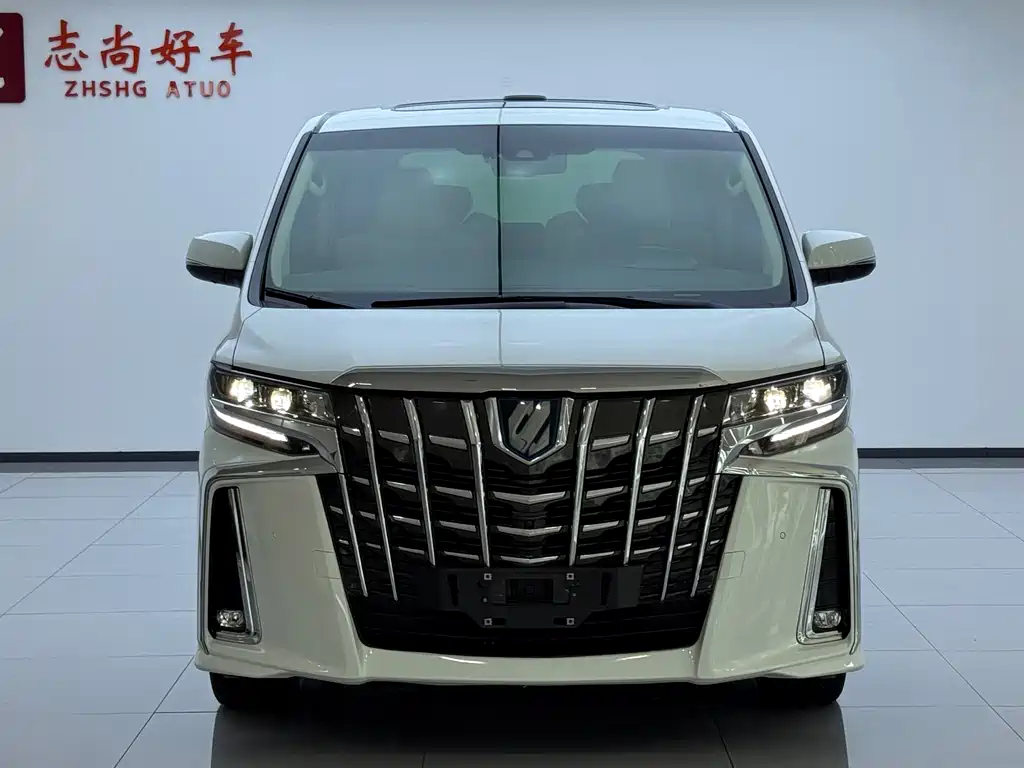 Toyota Alphard 2022 — фото 2