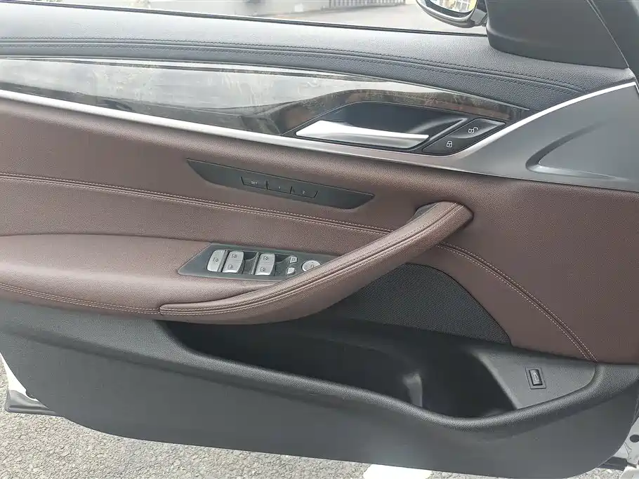 BMW 5 Series 2018