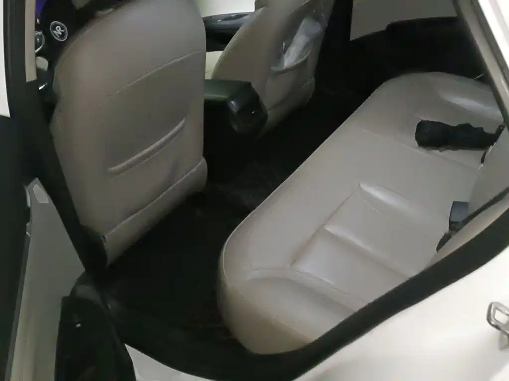 Buick Excelle GT 2018 — фото 13