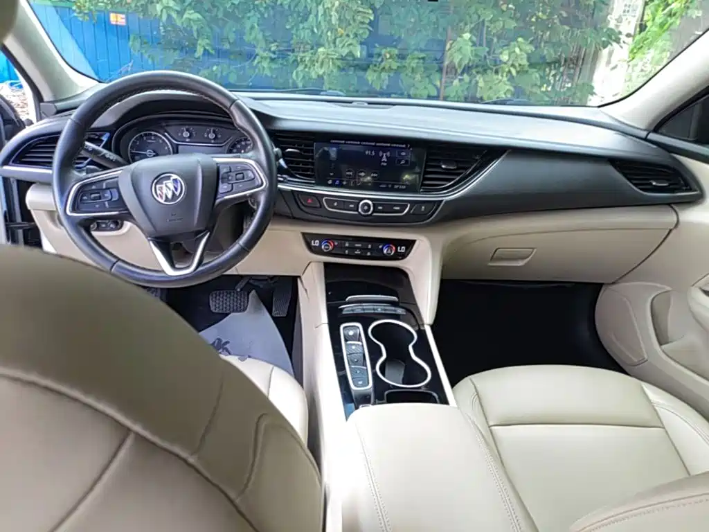 Buick Regal 2021 — фото 10