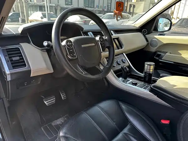 Land Rover Range Rover Sport 2014