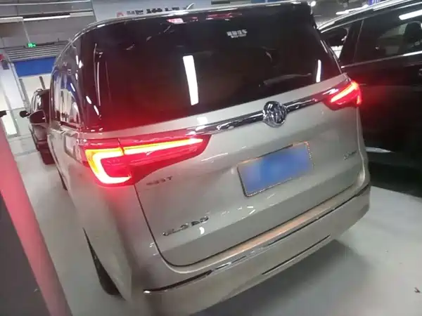 Buick GL8 2022