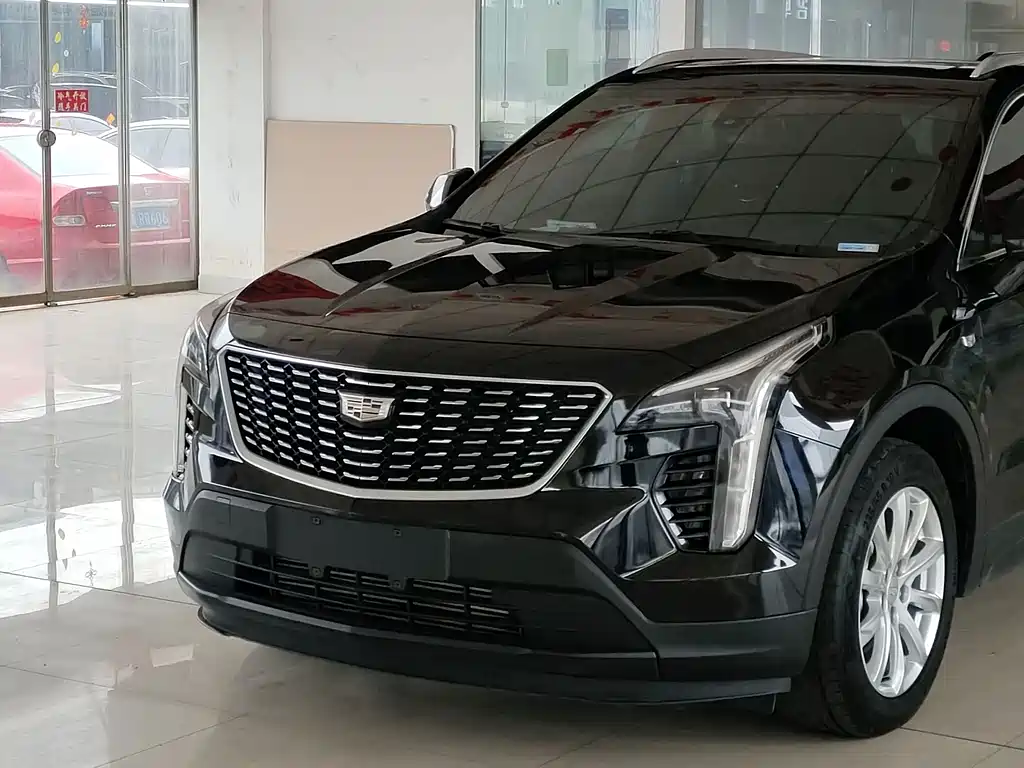 Cadillac XT4 2022 — фото 9