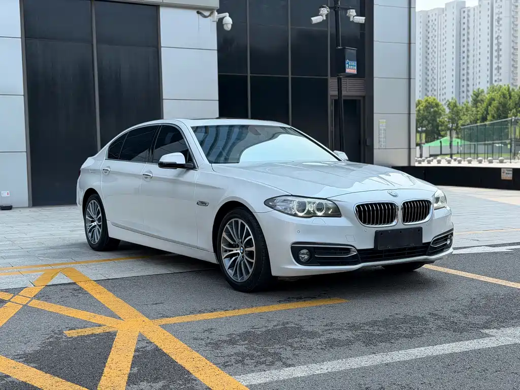 BMW 5 Series 2016