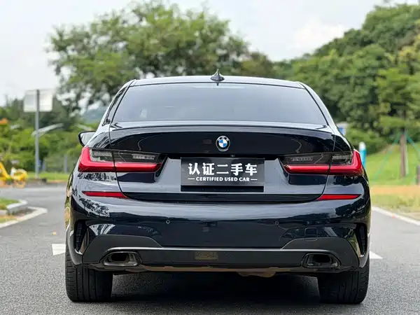 BMW 3 Series 2021