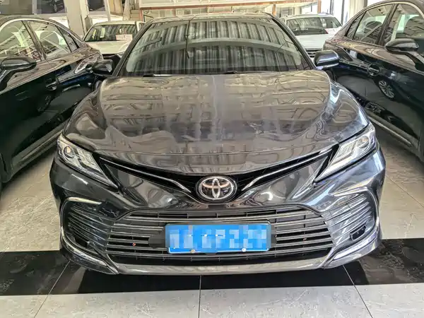 Toyota Camry 2021