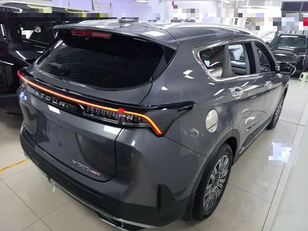 Jetour X70 PLUS 2025