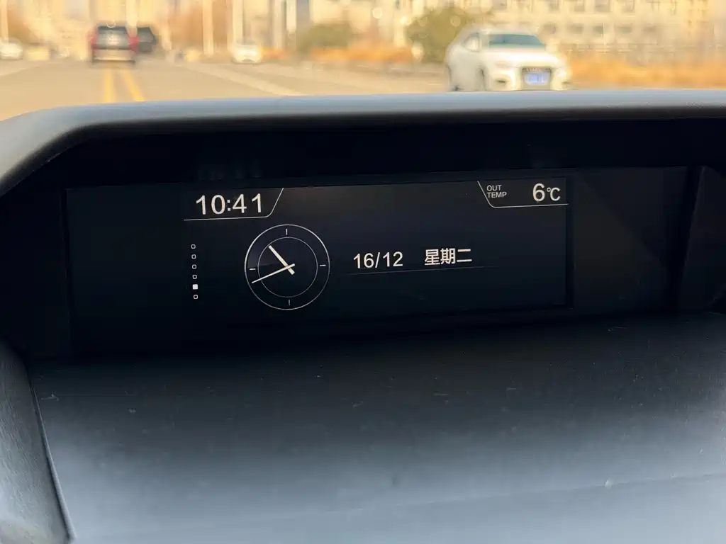 Subaru Forester 2019 — фото 17