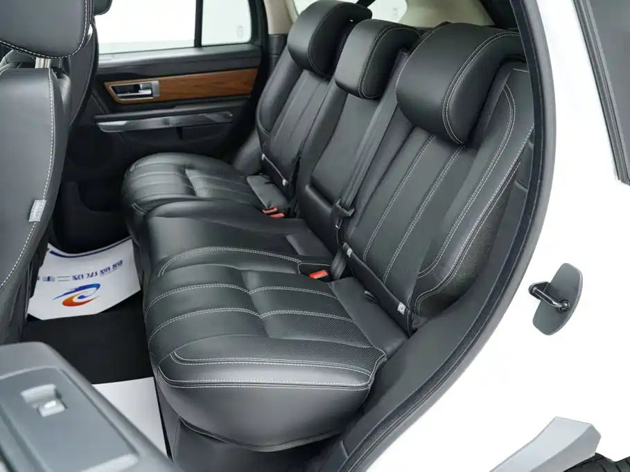 Land Rover Range Rover Sport 2012 — фото 17