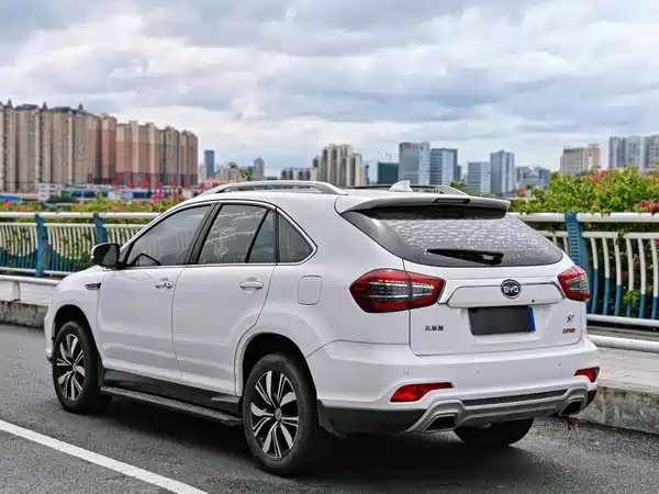 BYD S7 2019