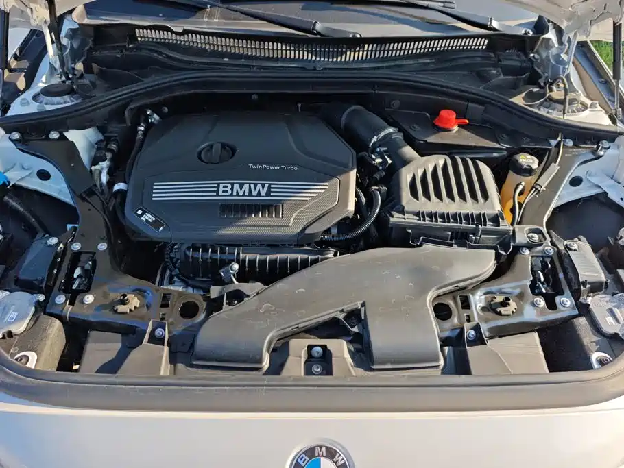 BMW 1 Series 2023 — фото 10