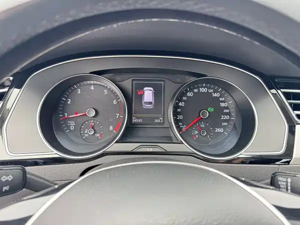 Volkswagen Viloran 2018