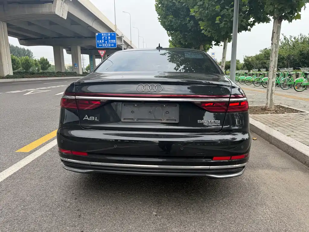 Audi A8 2023