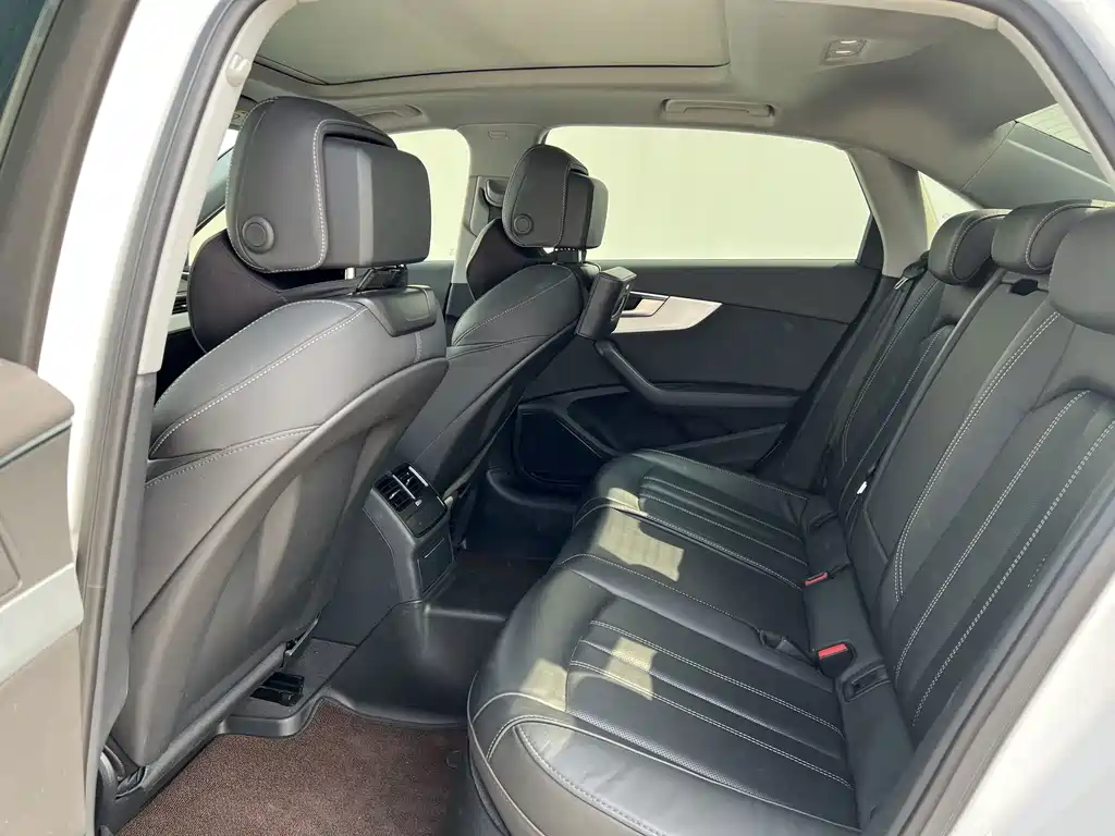 Audi A4L 2022
