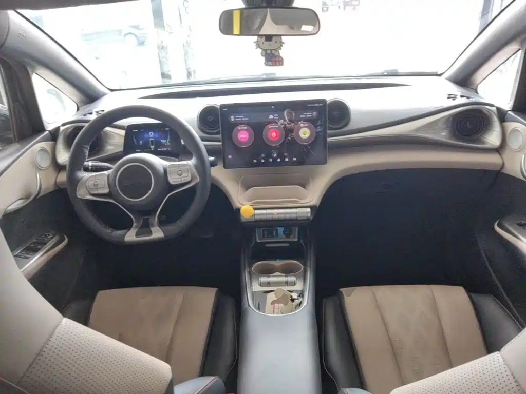 BYD Dolphin 2024 — фото 10