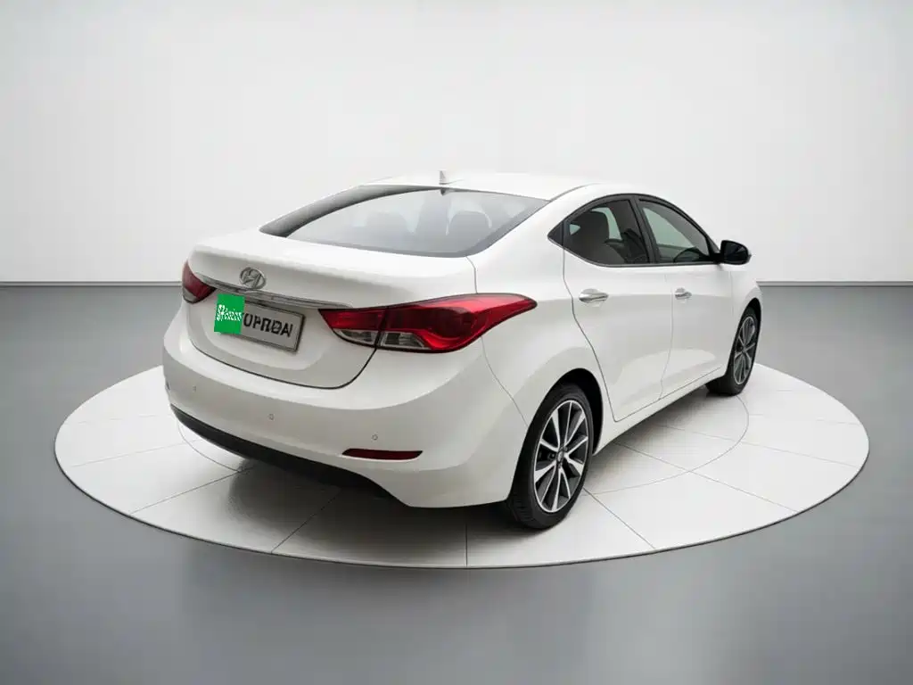 Hyundai Elantra 2015